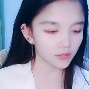 神秘女王现身！超反差SM22v16.2g视频曝光，百度ED2K热度飙升