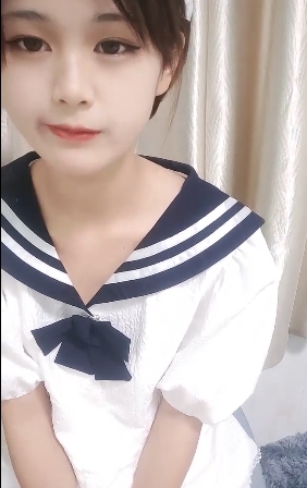 佳佳小宝贝：超可爱小美女热舞有尺度诱惑，5V+3G视频惊艳上贤妗