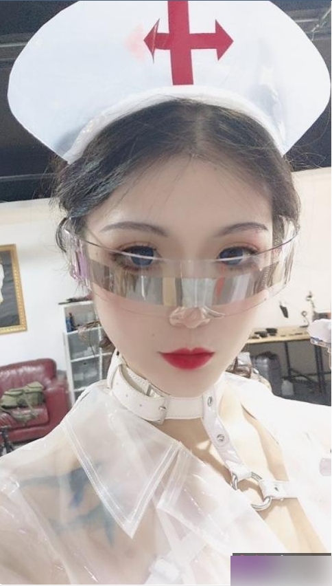 推特女神梨子不是御姐小姐姐，日常作品合集：18个视频，336张照片，115MB