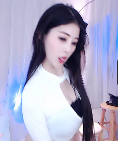 斗鱼苏西奈主播：直播合集，视频丰富多样