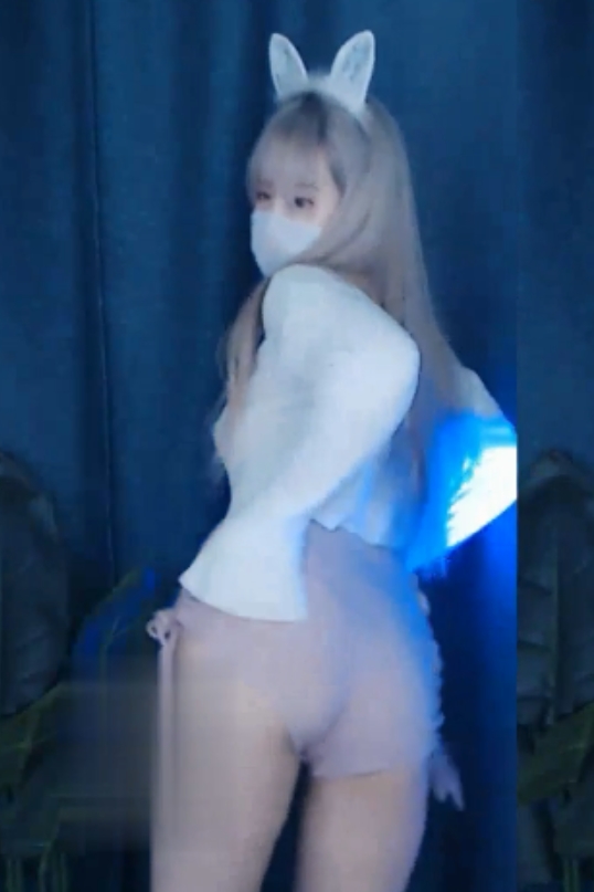 虎牙主播小马擦边尺度合集98.3g，百度ED2K收藏按需下载