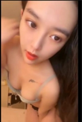 气质美女与反差婊的对比，时尚潮流女装