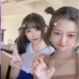 校园美女自拍视频曝光，三人游引热议