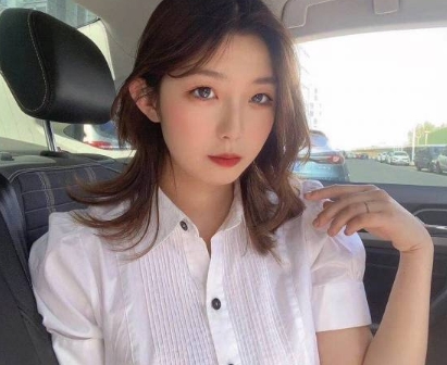 辉夜姬作品奇怪姿势V，5.9G资源火爆上贤妗