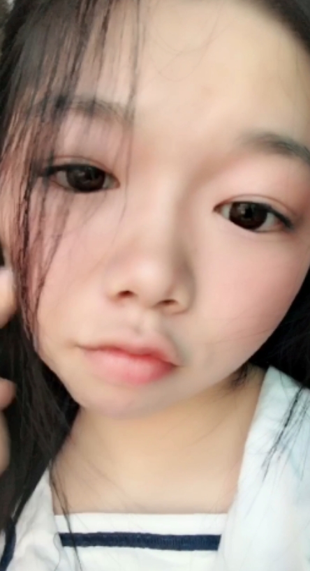 神秘少女：《三寸妹子全集》MP4格式40G影片，深夜神秘诱惑，主角魅力无限