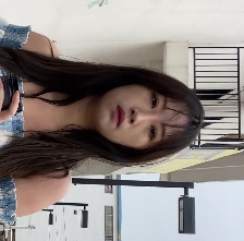 丰满白裤胖臀长腿美女视频