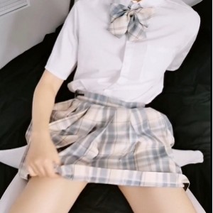 火爆虎牙超全面服装系美女浮力姬《Ameskiss》完整稀缺视频合集