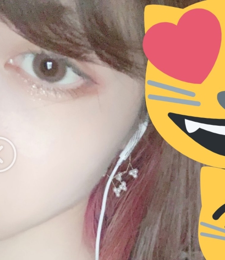 PPOOMMOOP日本小姑娘质量视觉饕餮:车灯温柔身材,给你老公的视频、写真照片!