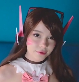 大罩杯骚边缘妹嘴艺小怪兽拍脸舔呻吟绝色美女热舞给力夜