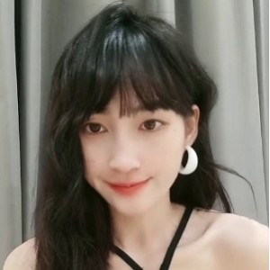 精选学妹美腿诱惑2v1.6g度盘