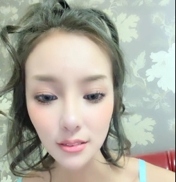 高颜值女神1V878M百度盘视频秀魔鬼身材