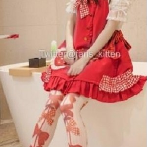 网红Faris_kitten精彩绝伦表演：抖M、白H、小老虎等萌物粉丝，音乐家精湛技艺，1.28G视频资源