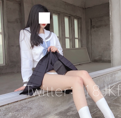 某推超人气网红日本美女主播浮力姬《粉嫩momo桃乃木圆》有尺度完整合集第二套【4v2.3g百度云】