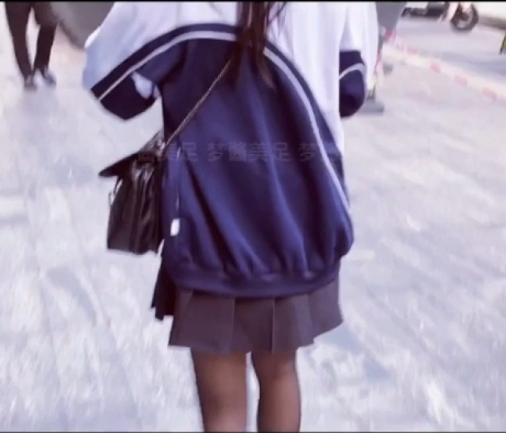 虫哥新作品《梦酱足艺》:神秘少女的足系列花样动作,让你体会真实与谎言的趣味性!