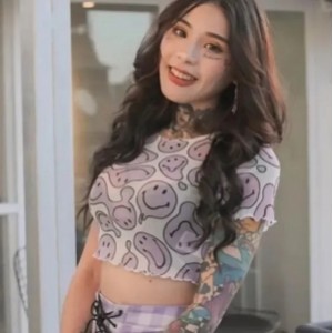 《艾秋、晴子穿衣搭配，真正飞上天！》