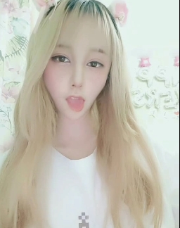 体验不一样的网红之旅，精选网红女神奶思的视频资源合集