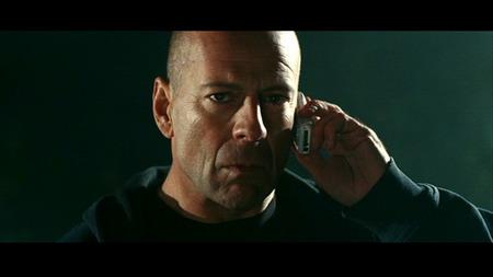 2022【警探奈特：侠盗】布鲁斯·威利斯一路追缉劫匪到纽约