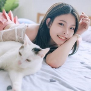 JVID18岁精选学生妹双儿，年轻露资源，精选校外实习，观摩下水！