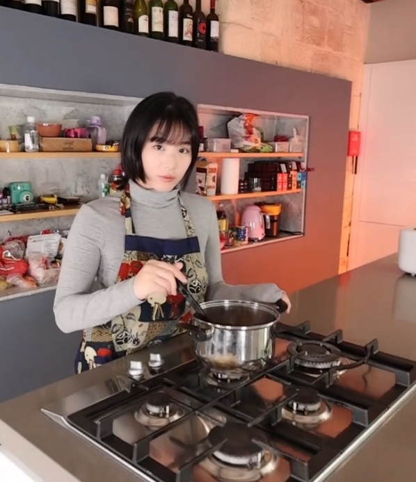 香蕉妹Obokozu505g合集:百度新增25分钟视频,收藏394人