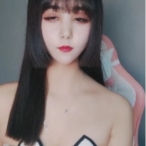 柒喜热舞合集12v23.1g：半糖直播热门主播精彩舞姿百度云分享