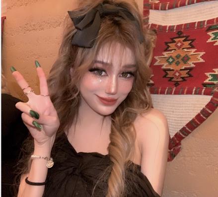 颜值巅峰！抖音混血网红TS贝拉私拍福利115V2.1G