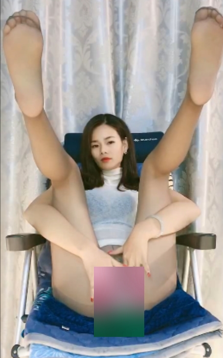 奈丝姐姐尺度大！62V600P1.74G百度盘视频定制