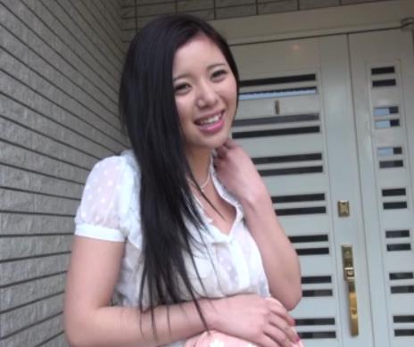 款精彩的岛国裤袜熟妇合集，适合喜欢阿姨系列的小伙伴们下载观看，总时长超过4小时，包含30位女性参与演出，视频大小为6V-4.3G，绝对让人心动不已！