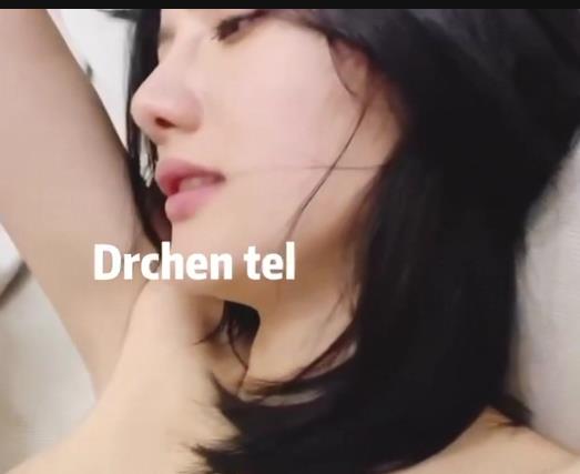 女神阿朱：三人游海鲜馒头展示