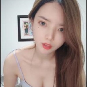 动感S舞：舞蹈爱好者小明的自拍作品，时长5小时，颜值身材俱佳