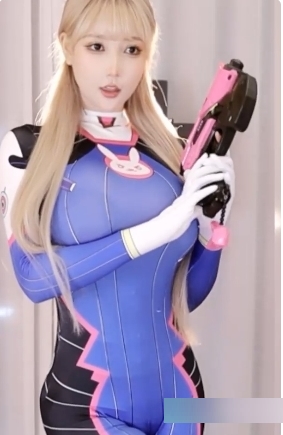 Minana热舞大合集70部高清视频:女仆、黑丝短裙,3小时+,16.4G,百度云资源!