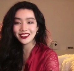 抖音网纱服超薄闪现，情难自禁！颜值主播擦边百度盘