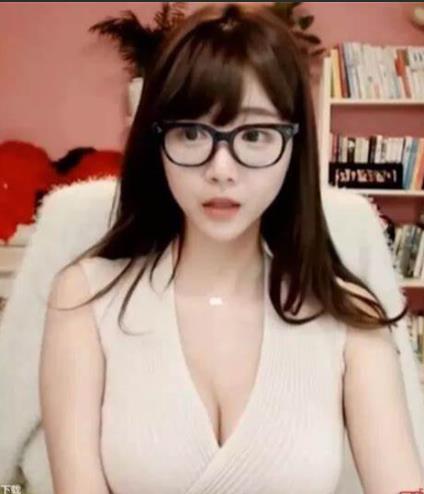 牛姐私拍超级丰满人气主播资源