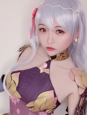 《Sola酱:不甘心的少女,追求双马尾梦想的旅程》