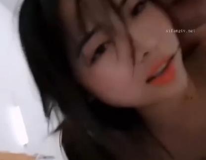 电报群泄密精选颜值小姐姐姐-王媛媛，表面高不可攀私下极度反差被金主各种玩弄噼里啪啦