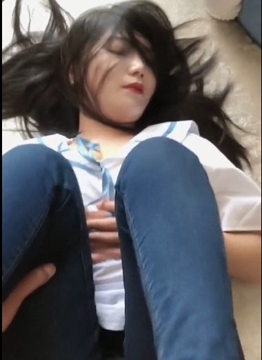 依云：快手女友系列主播，拥有精湛演技实力和实用技巧，72套视频，5.2资源