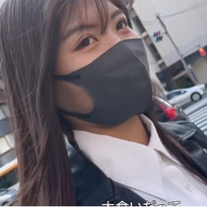 解锁自行打包：黑白反差、双压密码、改后缀汉字删除的视觉感冲击