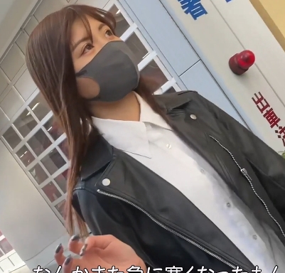 解锁自行打包：黑白反差、双压密码、改后缀汉字删除的视觉感冲击