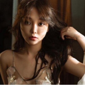 最新高端摄影师『玫瑰娅幺幺茶』超唯美私拍流出