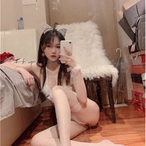 最新高颜值COSER魔法秋秋（快点亲亲我）资源