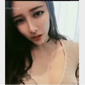 最新极品网红萌妹梦菲桐香精彩剧情演绎