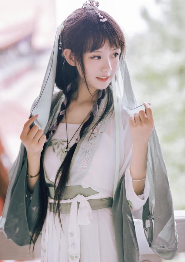 最新汉服小姐姐私人定制社保资源