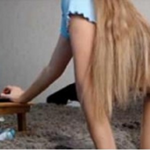 最新B站肥美翘臀（College_Girl）cutefamily123佳作