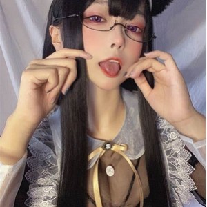 最新[萝莉][高颜值]佳佳好难啊-768p16v资源