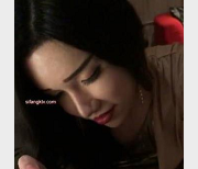 最新顾灵曦一对一打粑粑小资源