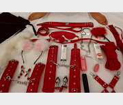 最新某推大神湫湫的日常分享，在校大学生00后窗边沙发的ji+qing