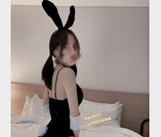 最新韩国某推极品反差萌妹，火辣身材，瑜伽老师littlesulaa