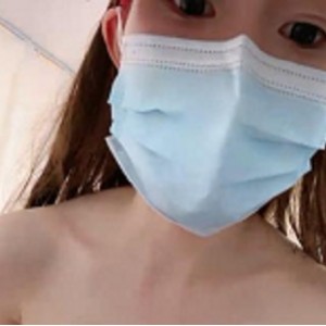 最新绿播完美粉嫩身材-乔乔妹妹终于下海