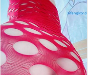 最新番茄主播桃theone越来越会玩