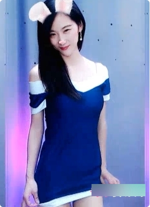 《虎牙性感女主播小小兔的梦想之旅:令人眼前一亮的颜值、性感头发和不露脸的网红身材》