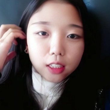 考研大学生《小狗橙子》展示自我